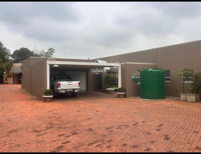 3 BEDROOM TOWNHOUSE FOR SALE IN STANDERTON CENTRAL